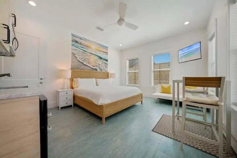 Studio with 1 king size bed