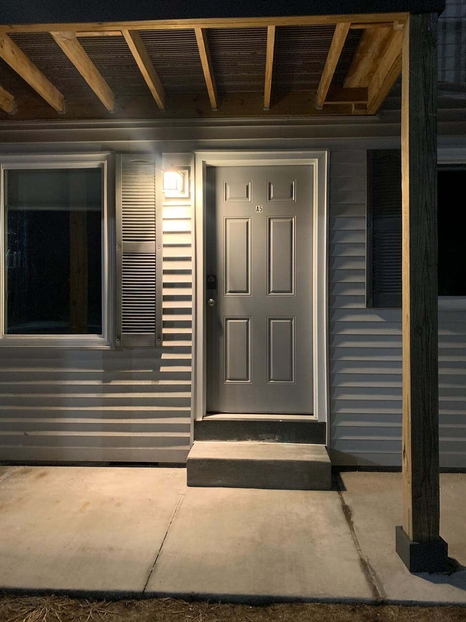 First floor unit- please note, there are steps into the unit.