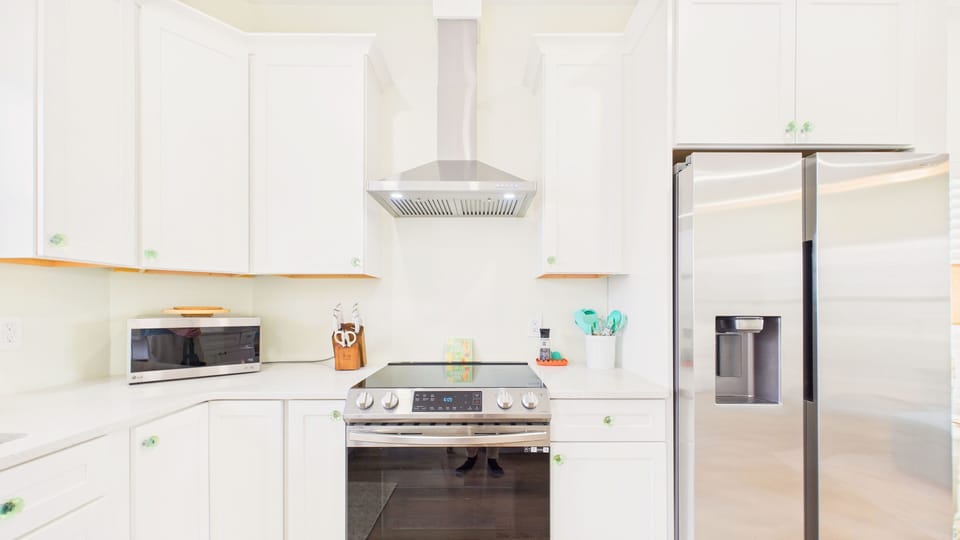 Kitchen fully applianced with updated stainless appliances and all the cooking essentials