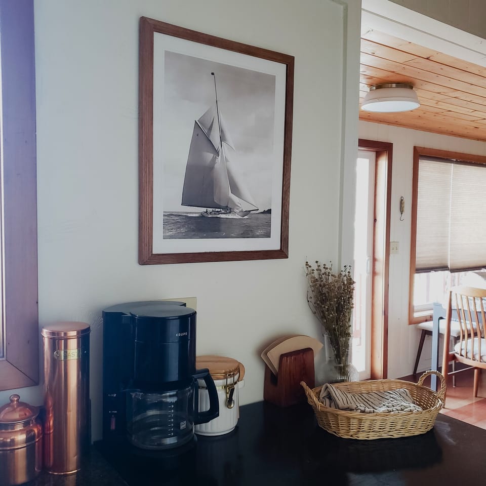 Get off on the right foot with your fully stocked coffee/tea bar!