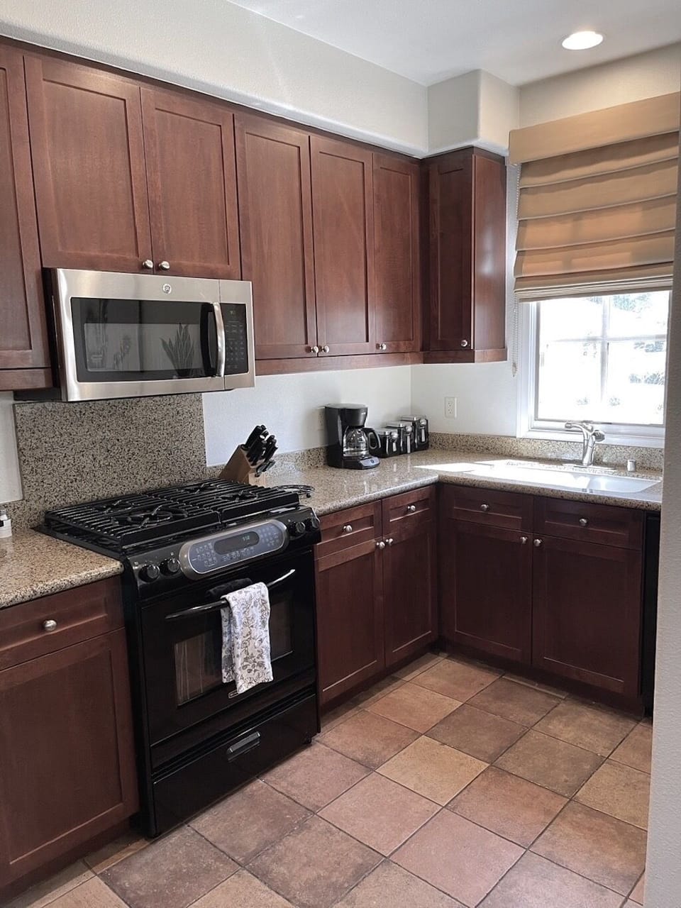 Fully-equipped kitchen.