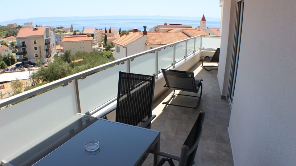 Balcony 1