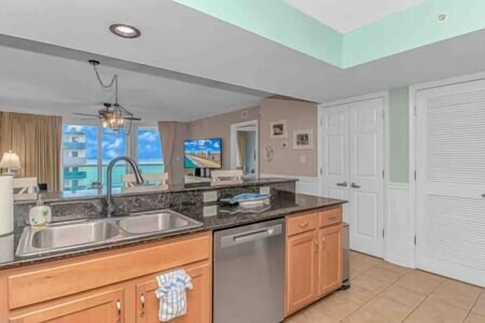 Enjoy the beautiful Ocean Views from the kitchen/dining area!