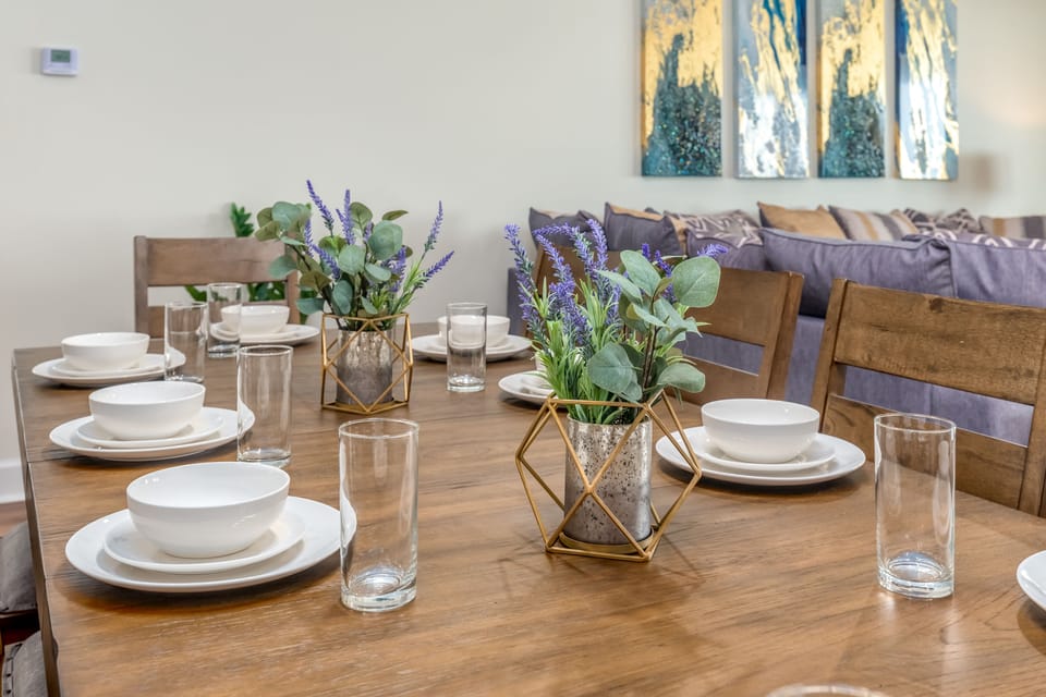 Breeze Away Dining Beachfront Property