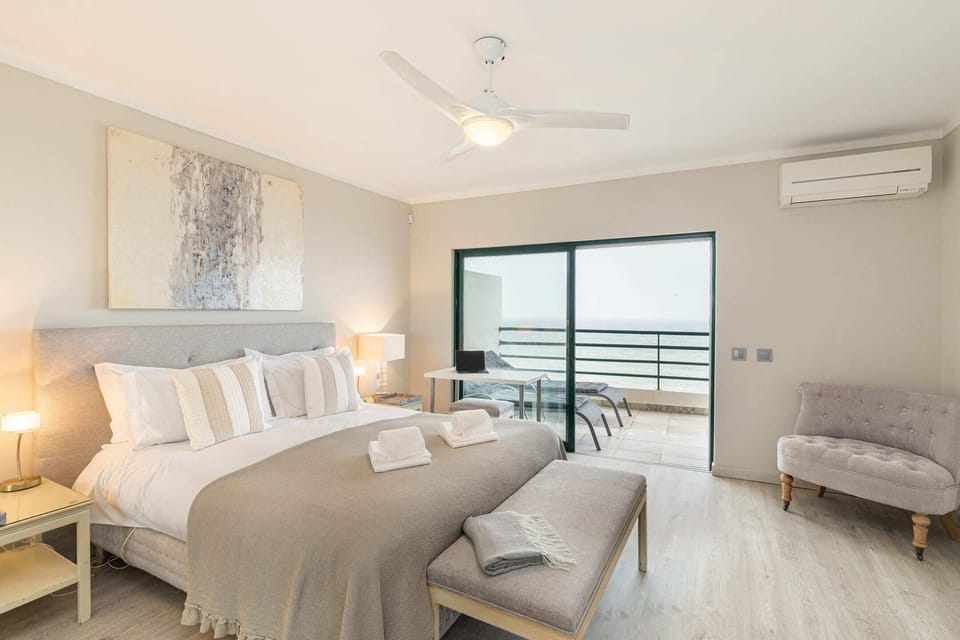 master bedroom on suite with direct balcony access