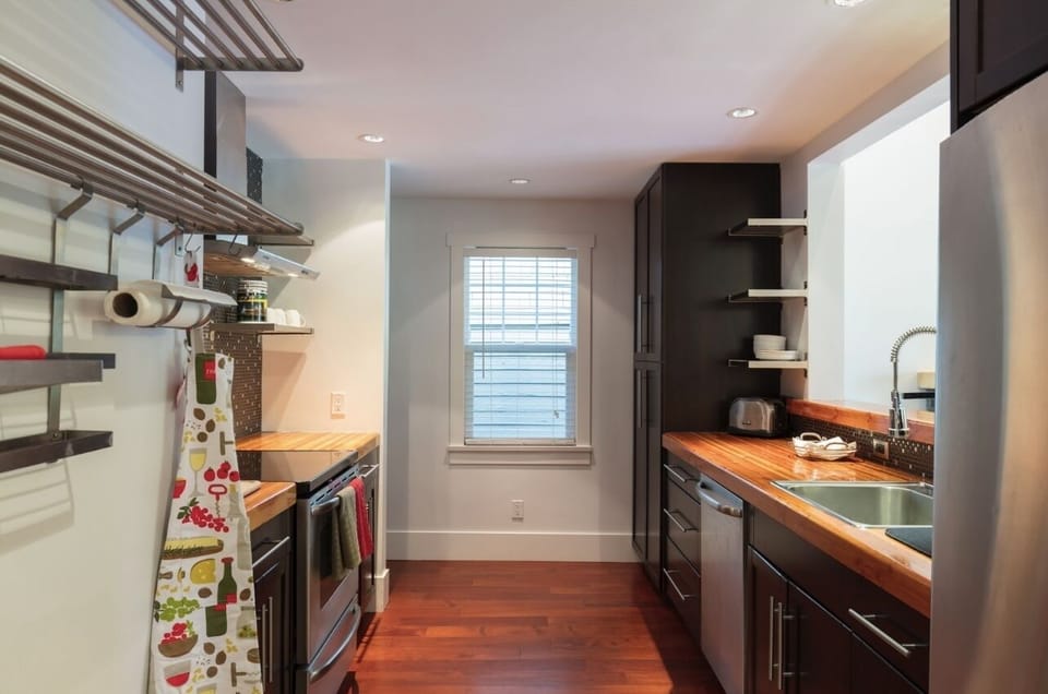 Kitchen.  Fully Stocked