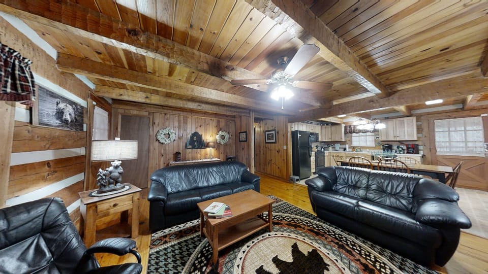 Indoors, Furniture, Living Room, Hardwood, Couch