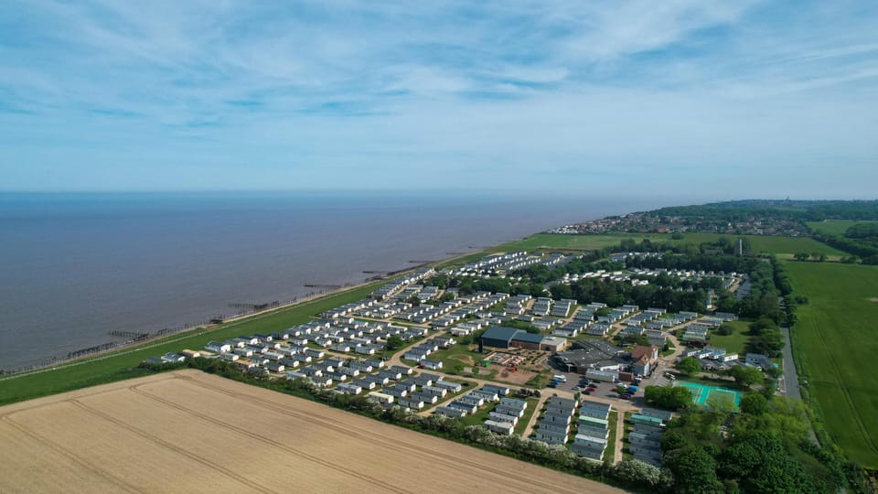 Make the most of your family holiday with last minute holidays at Broadland Sands, where flexible arrival dates make planning a breeze.