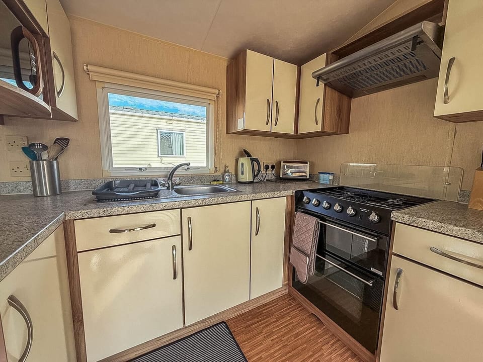 Broadlands Sands Holiday Park offers cosy caravan holidays with a comfortable kitchen area, ideal for whipping up meals before heading out to explore things to do in Suffolk.