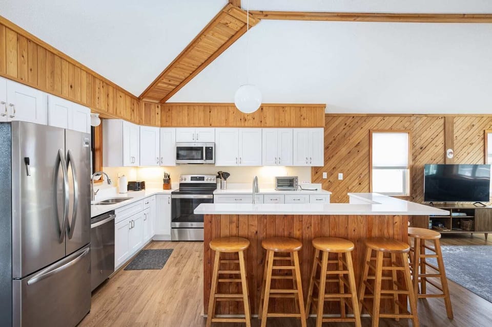 Newly Remodeled Kitchen