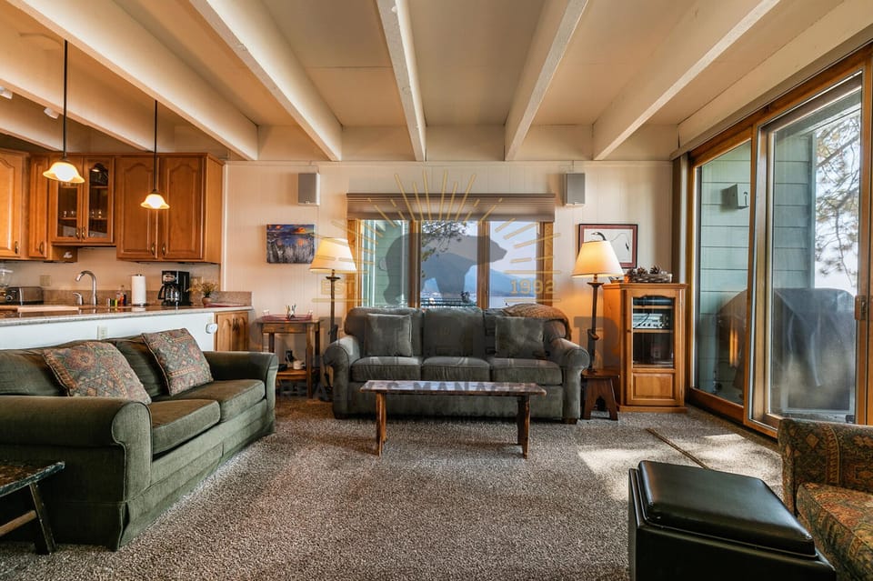 Livingroom view 2