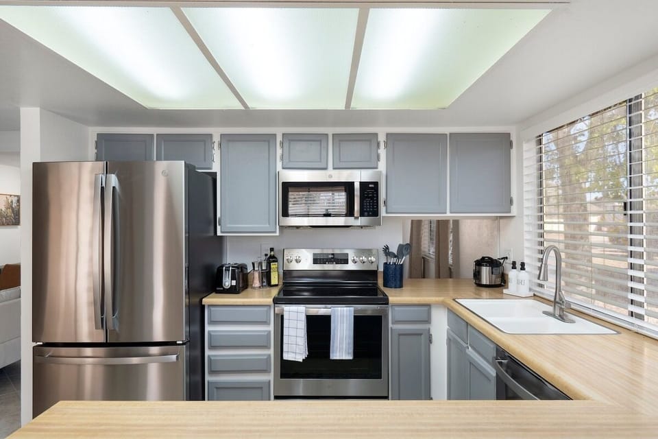 Kitchen with Appliances