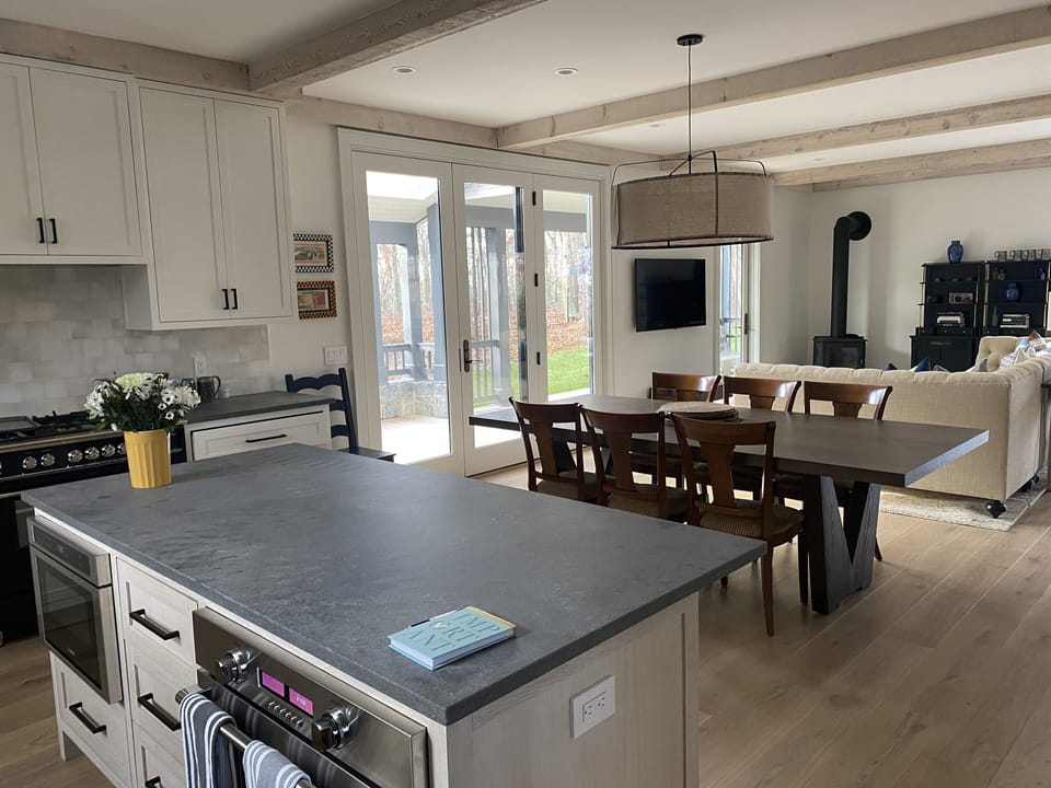 kitchen, dining and family room areas