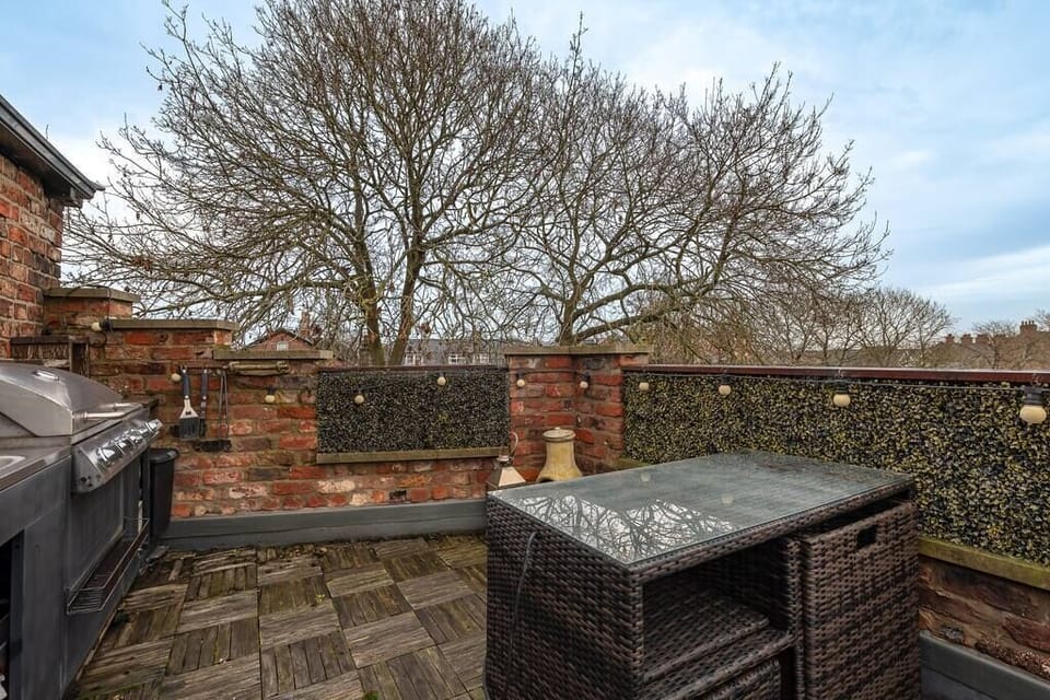 3545873a f402 46df b956 5ad40a6314f9