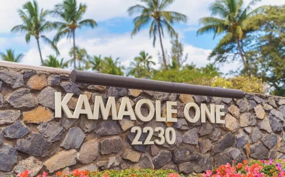 Welcome to Kamaole One! Your perfect Maui getaway starts here. Enjoy easy beach access and island vibes!