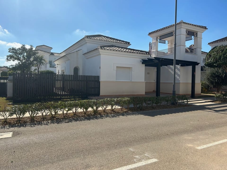 Large Villa Bungalow