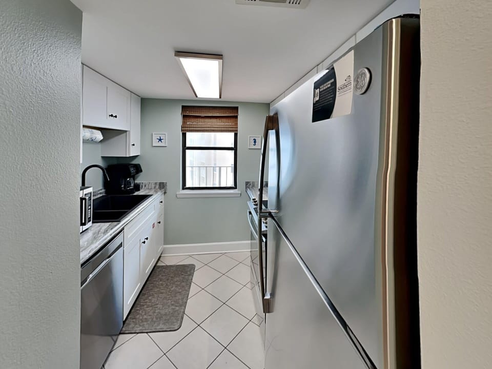 Fully Equipped Kitchen with Stainless Steel Appliances