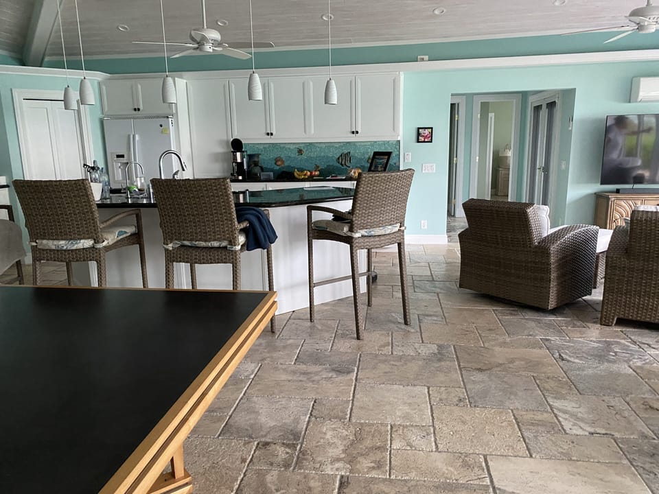 Kitchen, TV area to the right