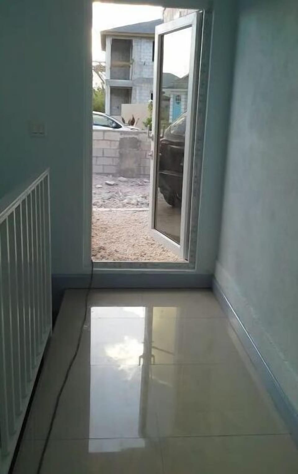 Unique, gated, 24 hr secure, one bedroom must try - entryway
