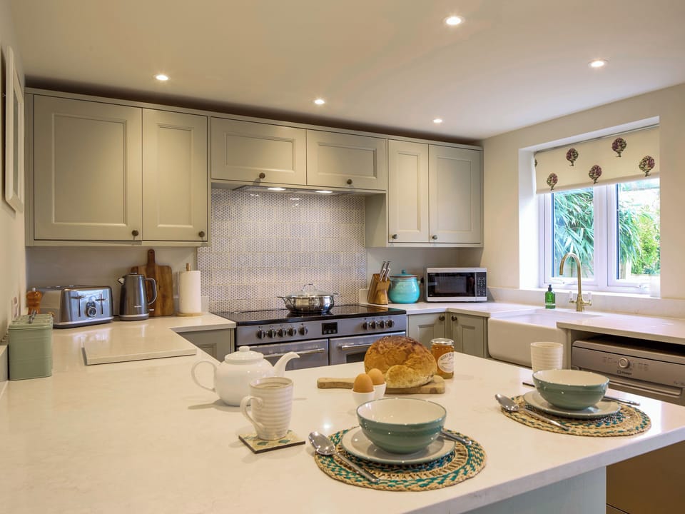Kitchen area | Avondale, Woodgreen, near Fordingbridge