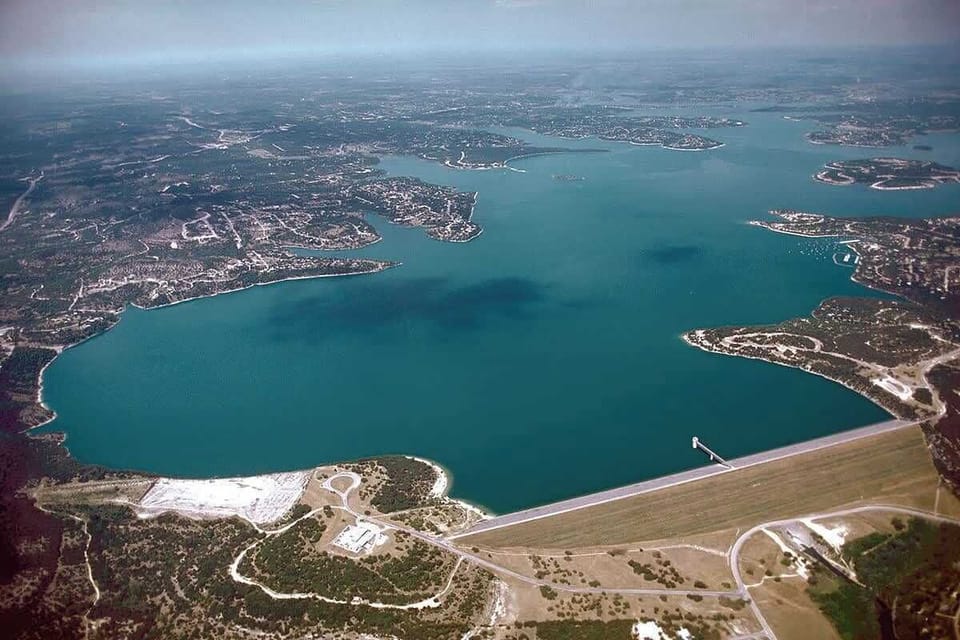 Canyon_Lake_and_Dam_Texas