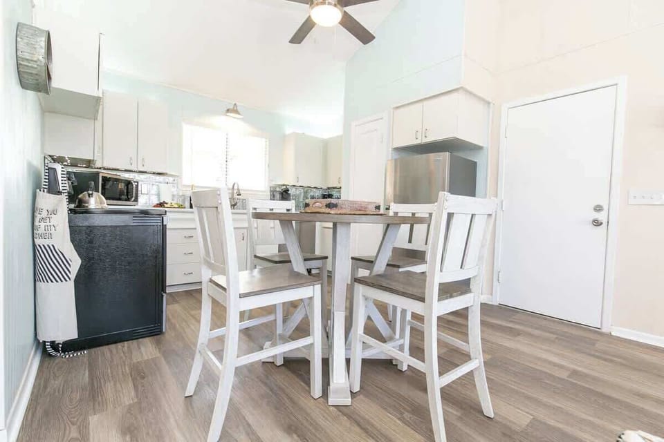 Beautiful clean kitchen with seating for four.
