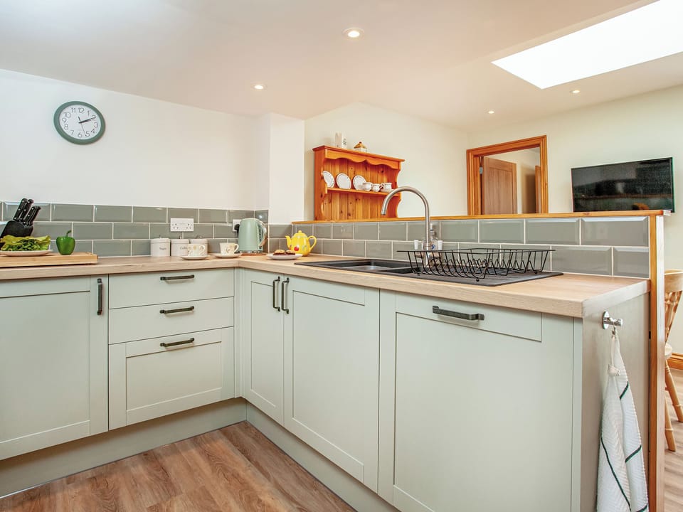 Kitchen | Trelawney Cottage, St Austell