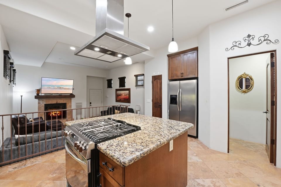 Equipped with modern, stainless steel appliances throughout.