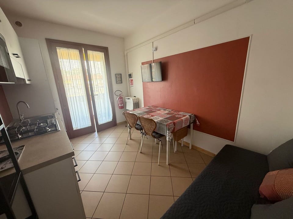 Floor, Furniture, Flooring, Room, Apartment, Chair, Kitchen & Dining Room Table, Wood Stain, Cabinetry, Cupboard