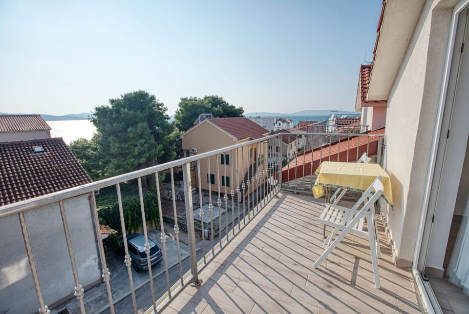 Balcony 1