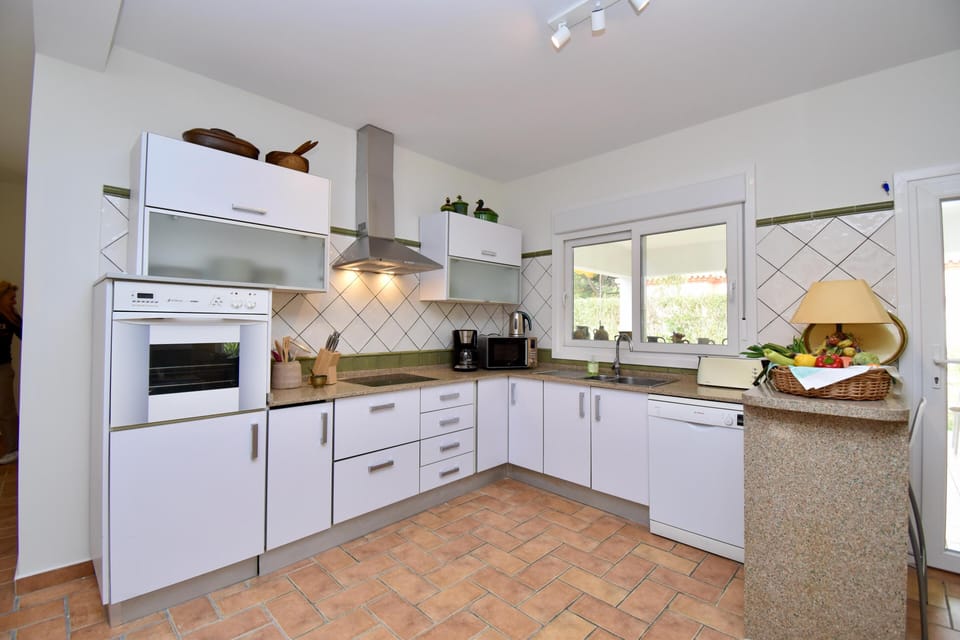 Open kitchen