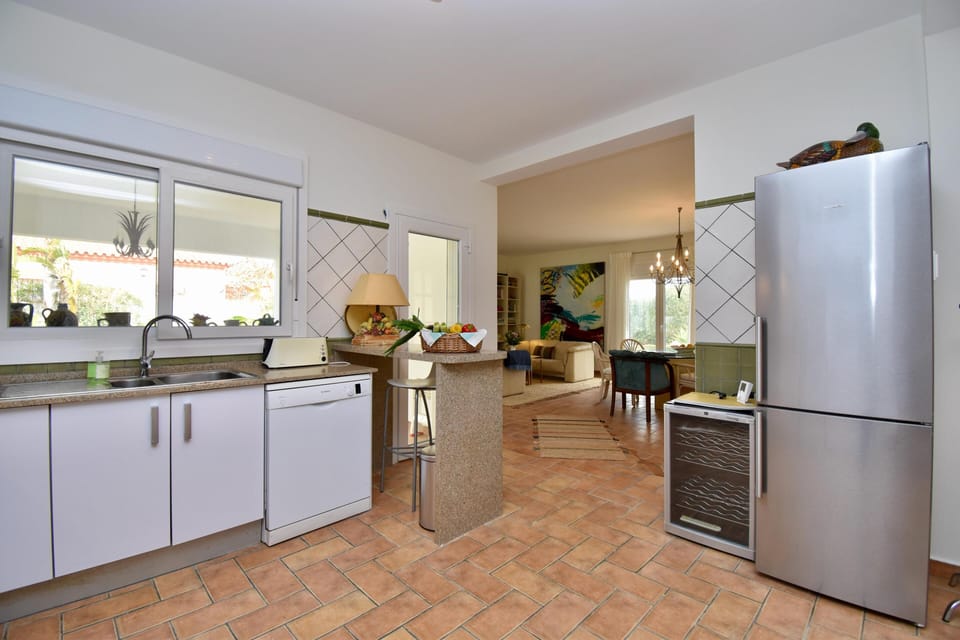 Open kitchen