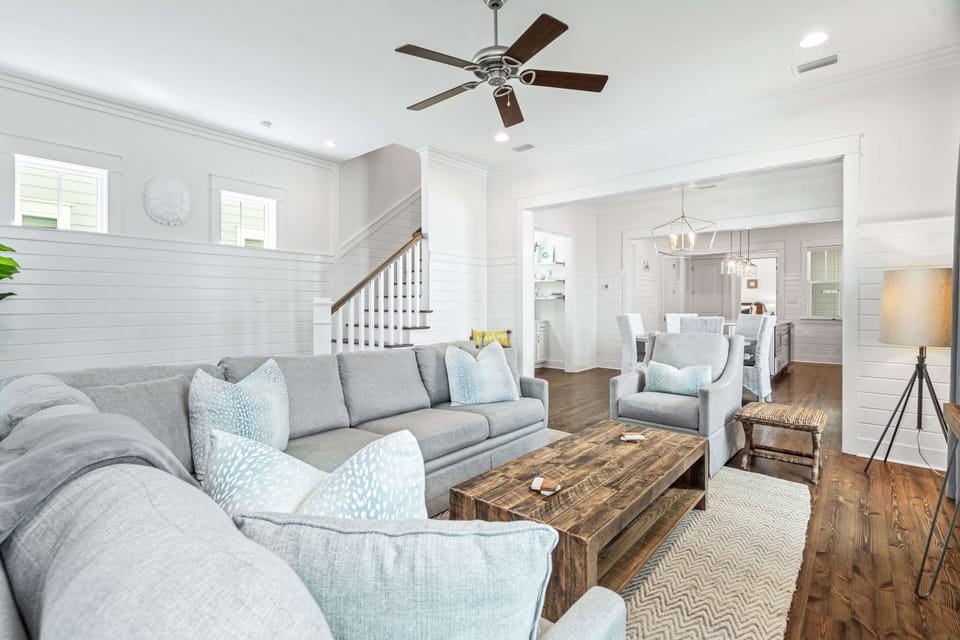 Welcome to WaterColor Clubhouse