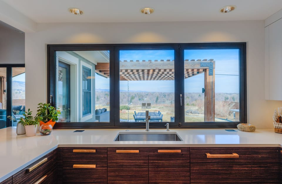 Nana Window fully opens for convenient pass through b/w inside & outside kitchen