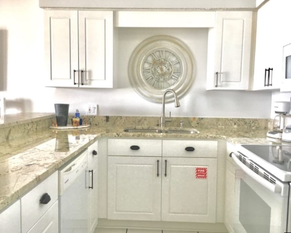 Kitchen   ,beautiful granite