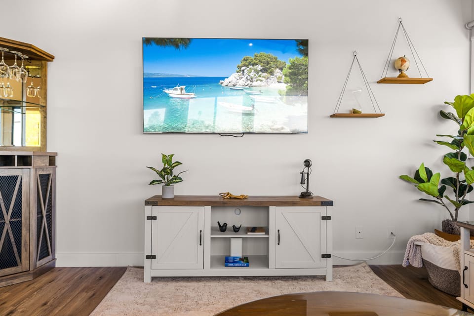65 inch smart TV 