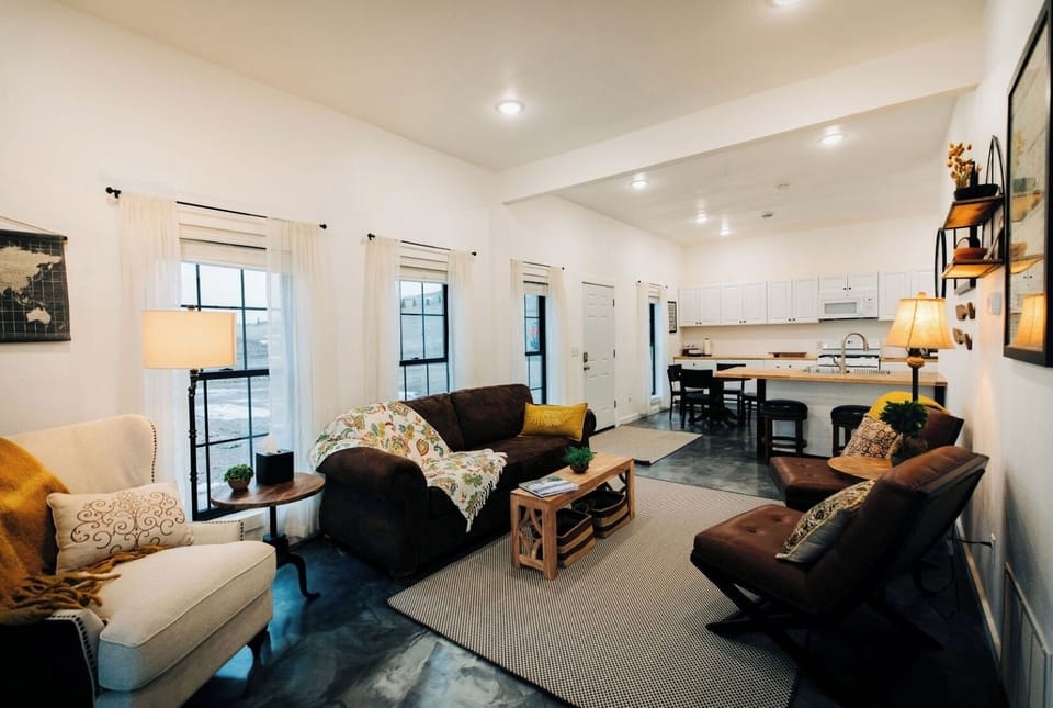 Comfortable open living room 