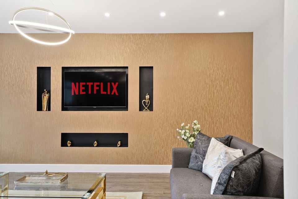 Open Plan Lounge 