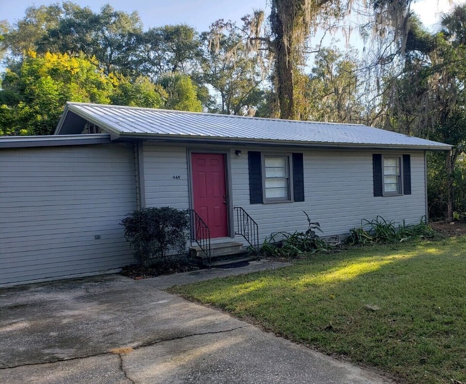 1145 East Pearl Street