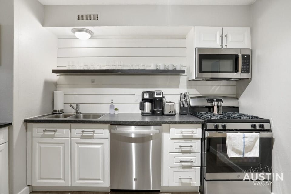 Fully equipped kitchen with all the essentials