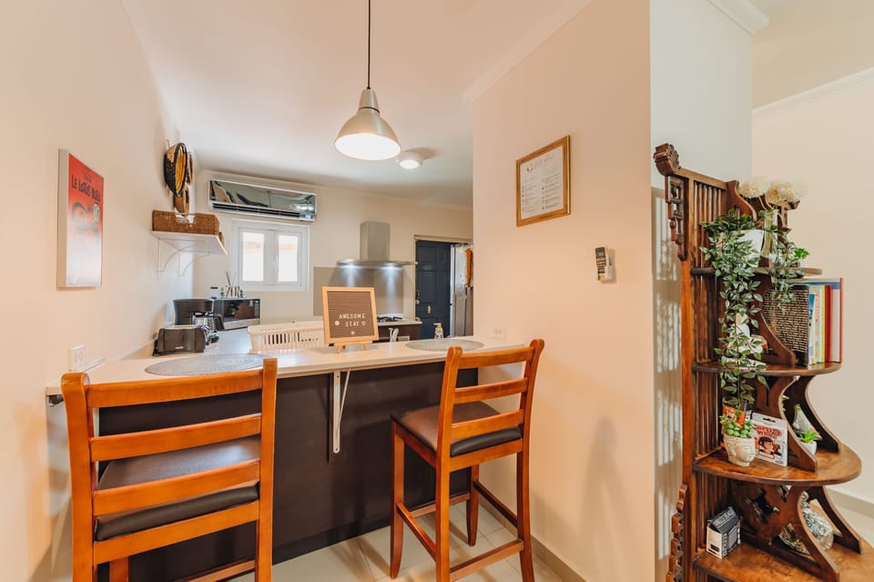 breakfast nook