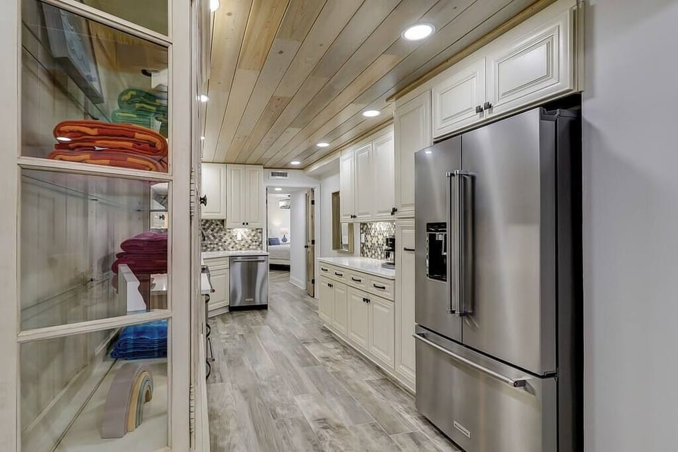 Kitchen (2)