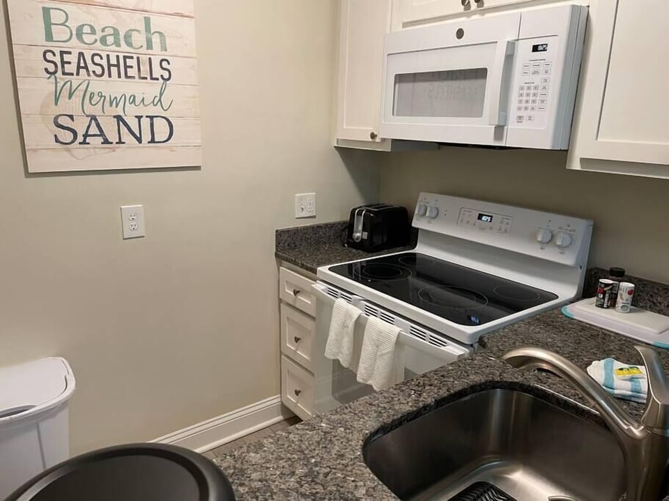 Kitchen (3)