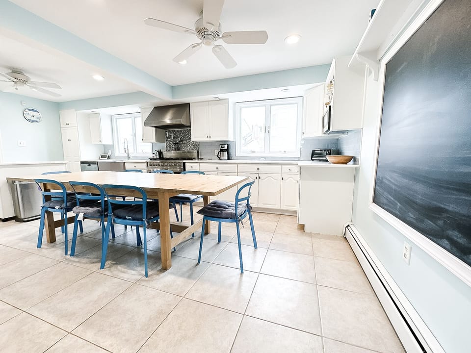Open and airy kitchen