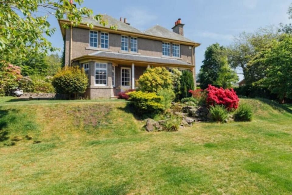 Newholme House