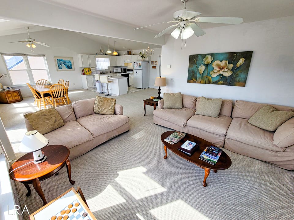 Living Room-04