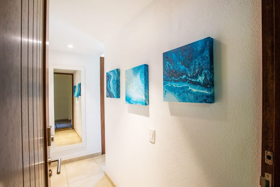 Main entrance hall to the condo