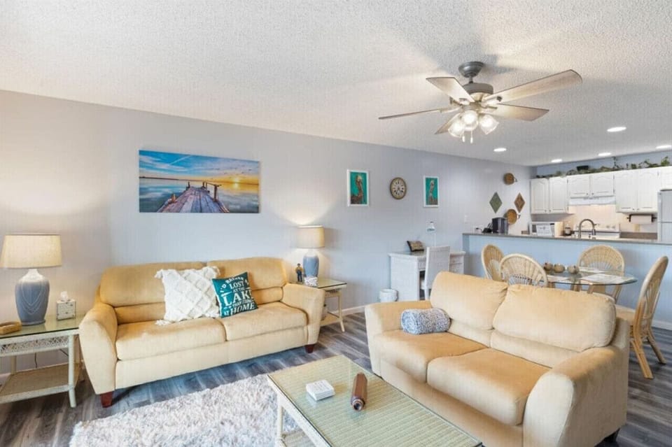 Comfy pull out queen couch and sitting couch perfect for playing games and relaxing