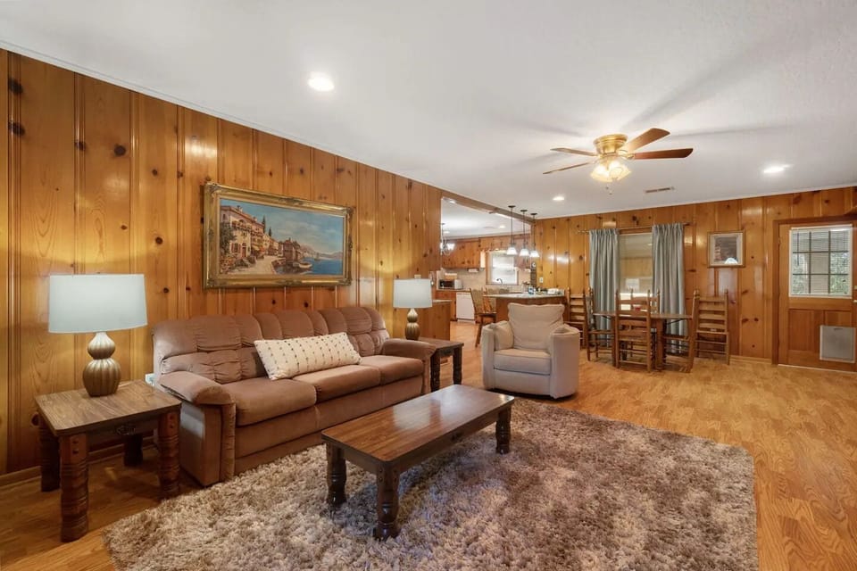 Living room 1 allows you to be close to friends and family while cooking!