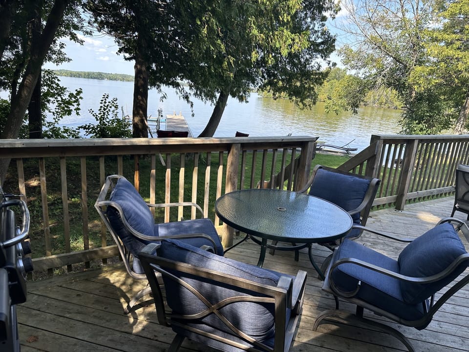 Private outdoor dining area